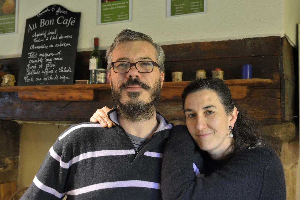 Domaine De La Clauzade Panzió Saint-Germain-les-Vergnes Kültér fotó